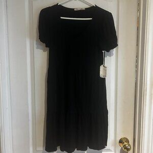 Dex Black Short Sleeve Tiered Dress – Size Small (NWT)